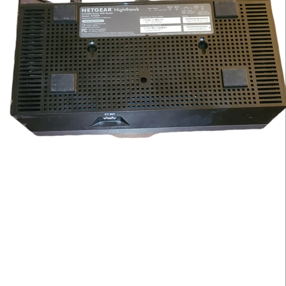NETGEAR Nighthawk AC2300 Smart WIFI Router Model R7000P - Picture 6 of 16
